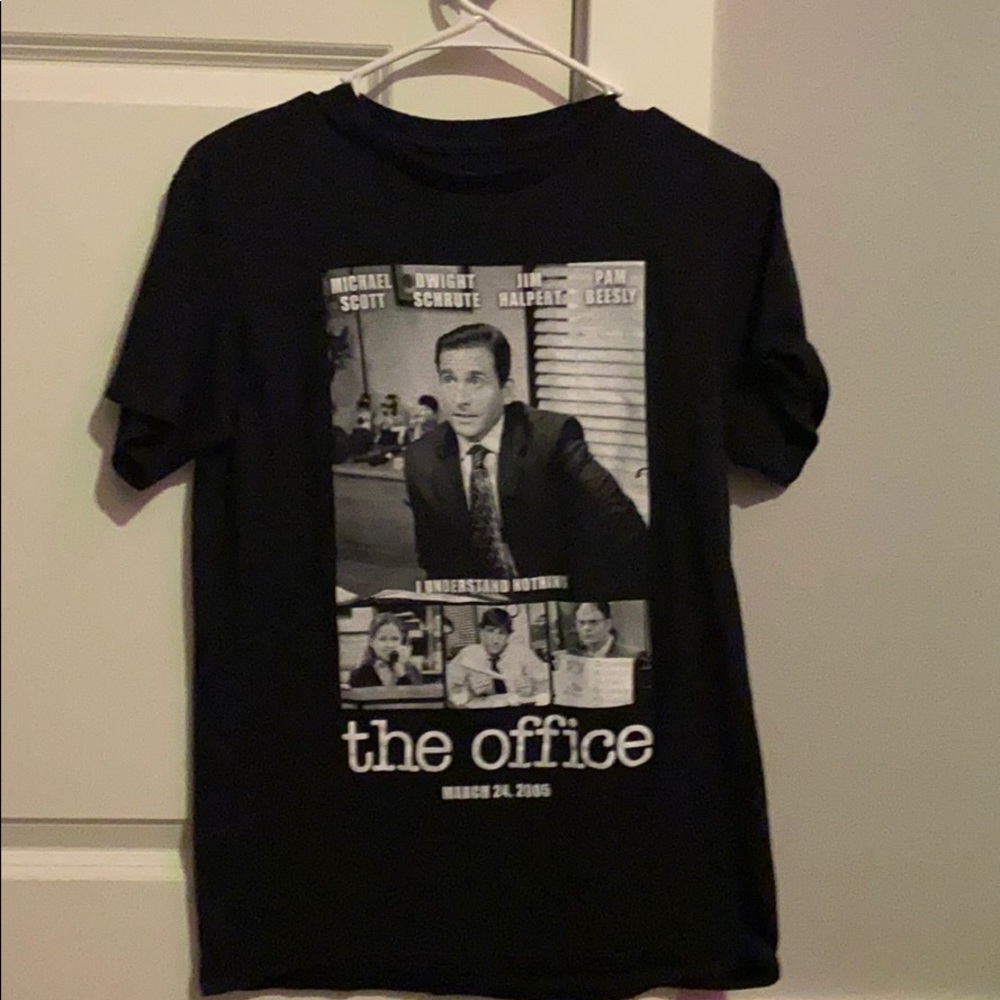 graphic tee